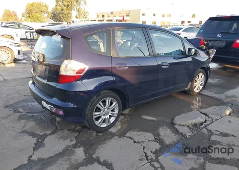2009 Honda Fit Sport z USA, uszkodzony, nr VIN JHMGE88479S006755